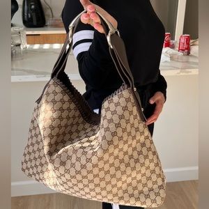 G UCCI OVER THE SHOULDER BAG